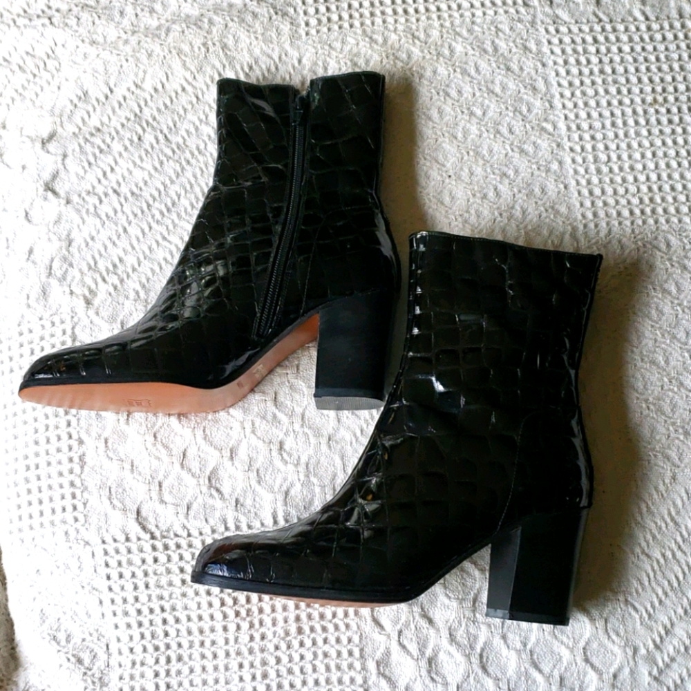 Lew Magram Black Patent Leather Boots